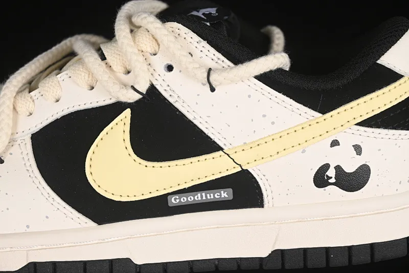 All Categories Nk SB Dunk Series Nk SB Dunk Low Low-top sneakers Nike Dunk Low "Tms Cny" Red Panda Cheese Dopamine Splashed old low-top casual sneakers DD1391-100